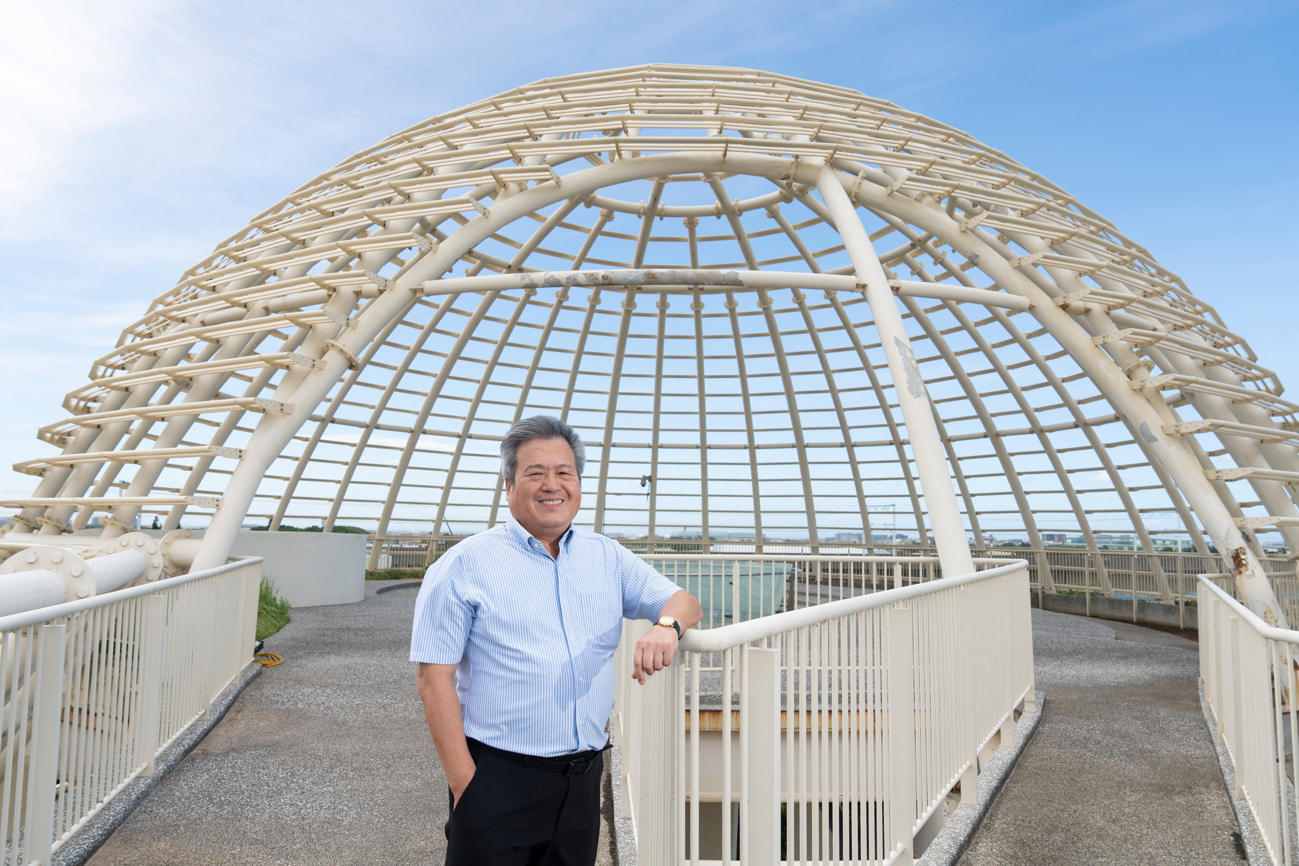 ◤ 圖為胡念英總經理與日鼎水務桃園北區水資源回收中心廠區合影